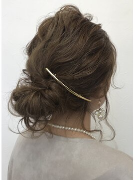 ヒルズ(BiBi hills) 高知 南国市 BiBi hills ヘアアレンジ お呼ばれヘアスタイル