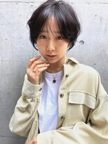 グレース(GRACE)&nbsp;シースルーバング×くせ毛パーマ風ショート担当坂本