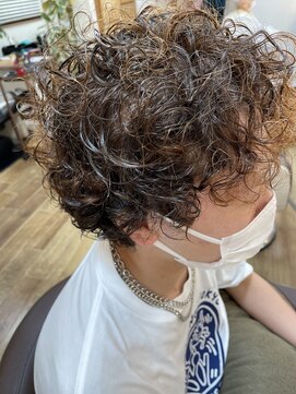 ヘアーゾーン ハチマルハチ 登戸駅前店(Hair Zone 808) 個性的グルングルンパーマ！