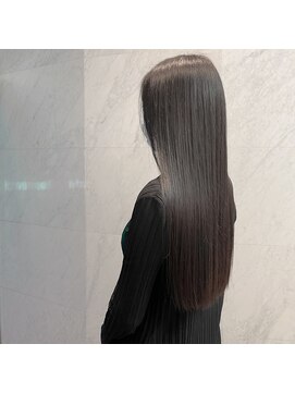 ロアナ 六本木(LOANA ROPPONGI) サラサラロング!ほんのり明るいグレーベージュ