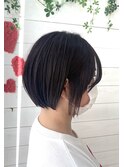 襟足ギリギリショートボブ