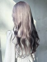 アイティーバイアルバム 藤沢店(IT by ALBUM)&nbsp;シルバーラベンダー_外ハネボブセクションカラー_ba393131