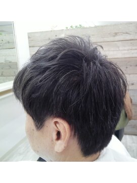 アリーム 瓦町店(Areem) 軽めのミディアムショート