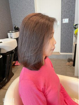 ノエル(Noel) ミディアムローレイヤー