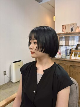 クエント(cuento) 前上がりボブ