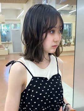 パークレーン アイス イヴェン(park lane ICI yeven) ボブミディアム ブリーチなしオリーブグレージュ 前髪ありrena