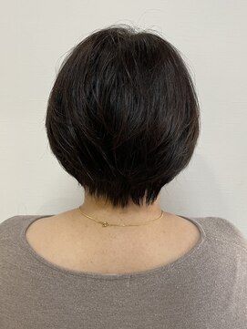 バロン(baron.) オリーブアッシュで赤み消し