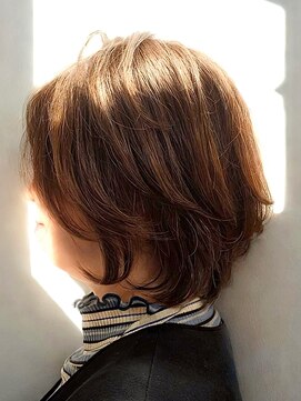 ルーファス メグロ(Ruufus Meguro) 大人女子前下がりショートボブ 2502