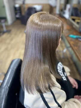 エムエーヘアースタジオ(M/A hair studio.) 優しいベージュ系カラー◎