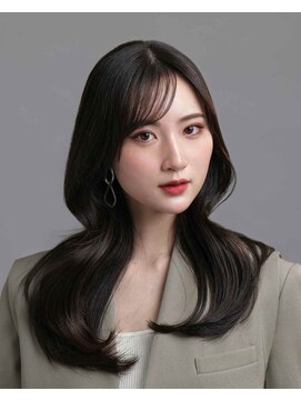 レイ(Lay.) 【代表内堀】韓国風くびれレイヤー