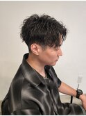 刈り上げセンターパートツイストスパイラルパーマ