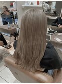 ショートボブくびれヘアアプリコットオレンジタッセルボブ