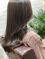 ハサミバイアトリエナガノ 千葉(8sami by atelier nagano) ショートボブ/センターパート/ツヤ髪/グラデーション/イヤリング