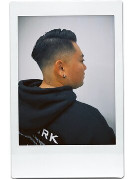 エイル(AILE) 7:3フェード