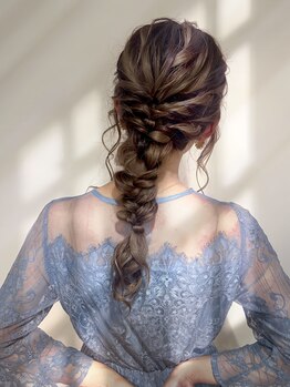 ヘアセットサロン クリアリティ(clarity)の写真/抜け感やナチュラルさを大切にしながら、フォーマル対応できるヘアセットに♪［京都駅近］