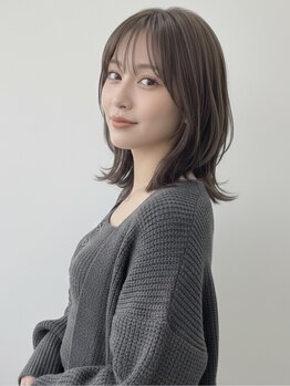 ウィールールピヴォクロス(WE RULE pivot cross)の写真/顔周りカットで一気に垢抜け。トレンドを取り入れたサイドバング&おくれ毛で、こなれ感のあるスタイルに。