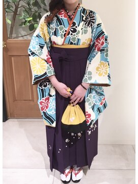 ネオリーブルカ 御茶ノ水店(Neolive Luca) 卒業式 袴着付け 武道館 御茶ノ水 美容室 ヘアセット