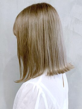 アイティー バイ アルバム 浦和店(IT by ALBUM) ハイグレージュボブ_ボブルフクールショート_ba311041