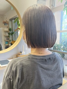 ブランチ(branch) 【branch鬼塚】顎ラインの切りっぱなしボブ