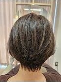 ショートボブ