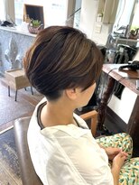 アート(art)&nbsp;ショートヘア＋白髪ぼかしハイライト