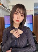 黒髪ボブルフネビージュワンレンくびレイヤーミディアムヘア