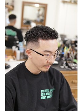 ザ チョップ ショップ ハラジュク(THE CHOP SHOP HARAJUKU) フェード パーマ