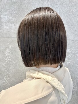 ピークアブー 原宿ハラカド(PEEK-A-BOO) 切りっぱなしボブ