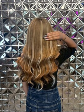 ラブスタシー 天神(LOVESTASY) エクステ/福岡/博多/ハイライトカラー