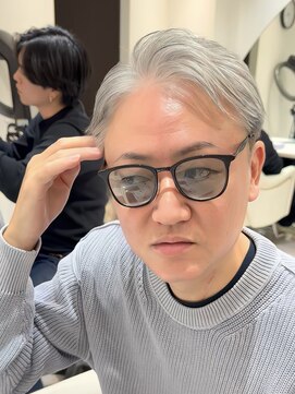 バース 梅田中崎町店(BIRTH) 50代40代白髪ぼかしシルバーメッシュバレイヤージュ
