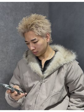 ラヴィット 横浜店(LUVIT) ハイトーンスパイキーショート