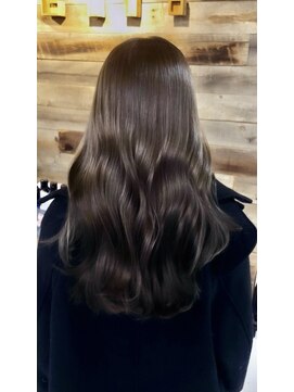 キース ヘアアンドメイク 恵比寿(kith. hair&make) ブリーチ無し グレージュ 色落ちまでキレイ 明るめ 透明感