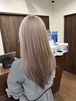 ドォート(Dote hair make)&nbsp;［hidecolors］ミルクティーベージュ　ブリーチカラー