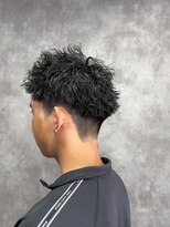 スピン 本八幡(SPIN) MEN’S HAIR/サーフカール/刈り上げセンターパート/本八幡