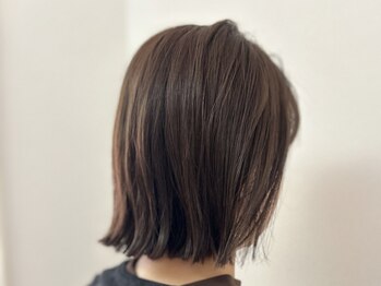ムニ ミズホ ヘアー(muni Mizuho)の写真/大人女性に似合う、ツヤとまとまりのある扱いやすいショートボブ