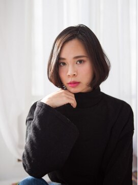 エマージュ 川崎(Emerge) 大人クールなダークボブ