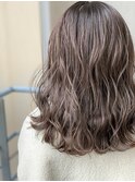 小顔オリーブカラーウェーブハイライトカラー