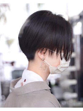 シャロン(SHARON) 【SHARON原宿】黒髪ハンサムショート