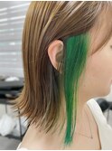 熊本イヤリングカラー原色グリーン20代30代ヘアスタイル