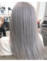 ラフィスヘアードープ 新宿店(La fith hair dope)&nbsp;ホワイトシルバーカラー☆