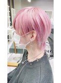 ピンクカラーツーブロック ウルフショート　ブリーチカラー