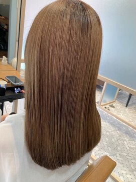 ジーナ 船橋(Zina) 髪質改善＊ロングレイヤーグレーベージュ＊美髪【Zina船橋】