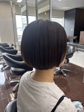 シャンプーボーイエイムス(SHAMPOO BOY aims) ショートボブ