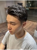 サラリーマン必見メンズブルーブラックテーパーフェード