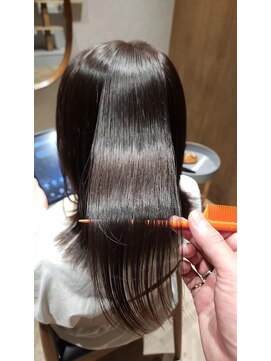 カフネ(CAFUNE) ツヤツヤカラー