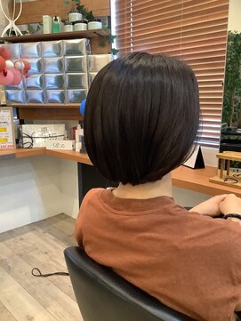 トラスト(TRUST) ショートボブ