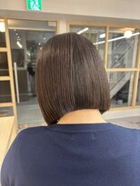 フルリール(fleurir)&nbsp;ぱつっとボブ