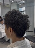 渋谷スパイキーパーマ大人ツイストビジネスルーズショート短髪