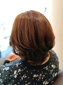 ミディアムレイヤーカットスタイル