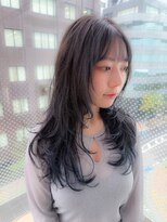 スウド(Swd)&nbsp;ハッシュカット/顔周りレイヤー/レイヤーカット/20代30代/暗髪